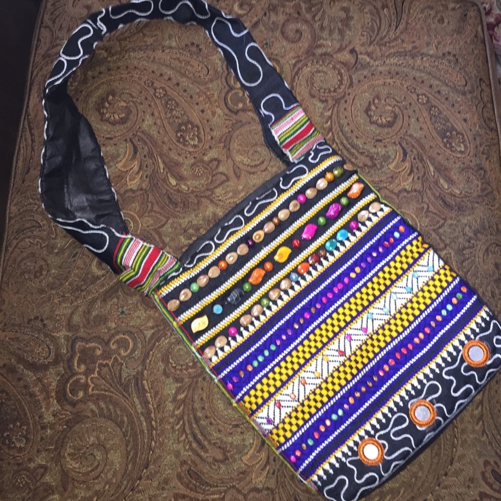 Ethnic (Indian/Pakistani) chic purse